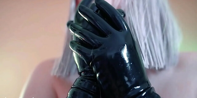 bdsm,dominatrix,fetish,gloves,latex,mistress,molten,rubber